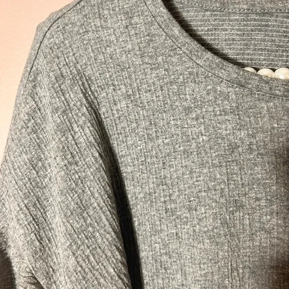 1. State Tie Front Top - Picture 4 of 8